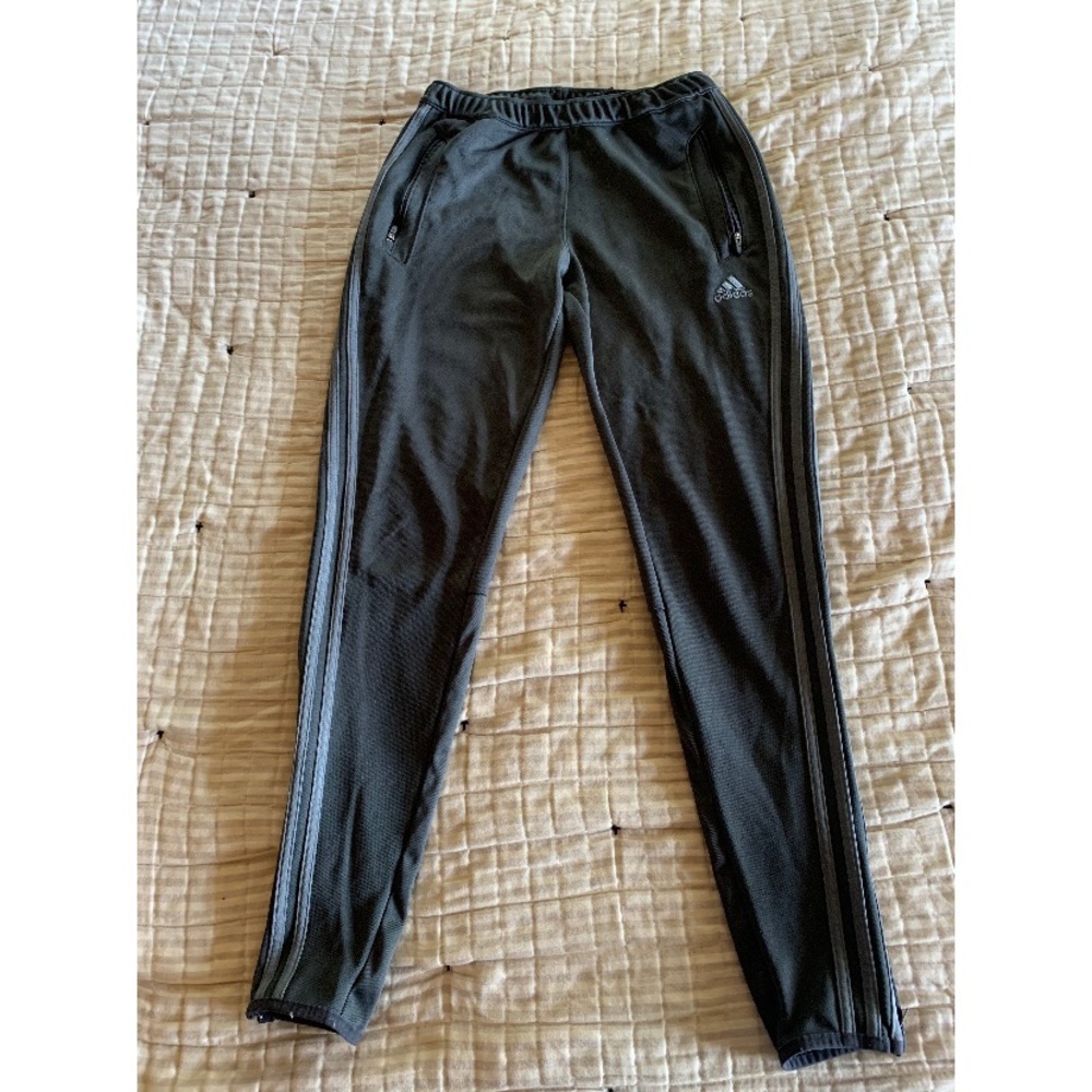 ADIDAS sweatpants